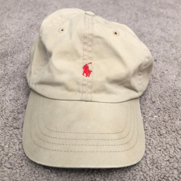 tan polo beanie